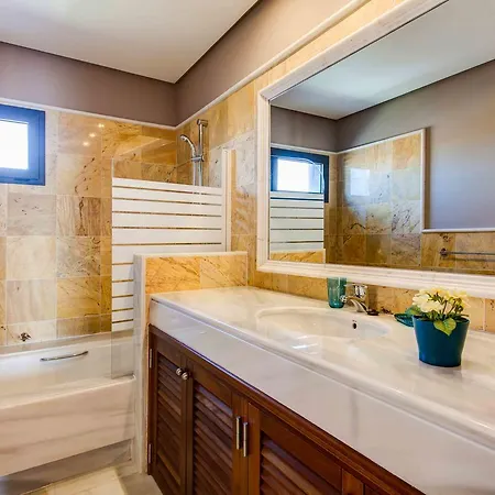 Villa Hipoclub Villas Aguamarina 3 *